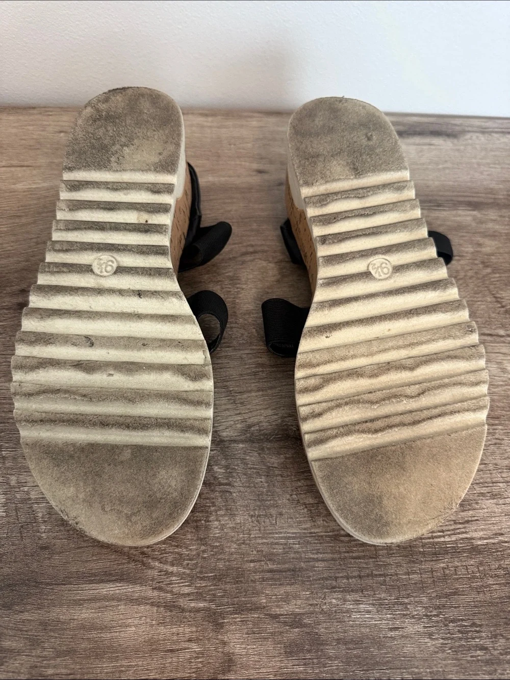 Universal Thread Benni Sporty Platform Sandals